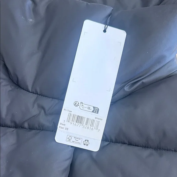 ALO Yoga Black Quilted Puff Vest - Picture 4 of 6